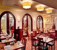 Marriott Courtyard Tremont - Dining